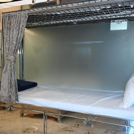 Sagar Dormitory Andheri - Nearest To Andheri Railway Station West Mumbai Luaran gambar
